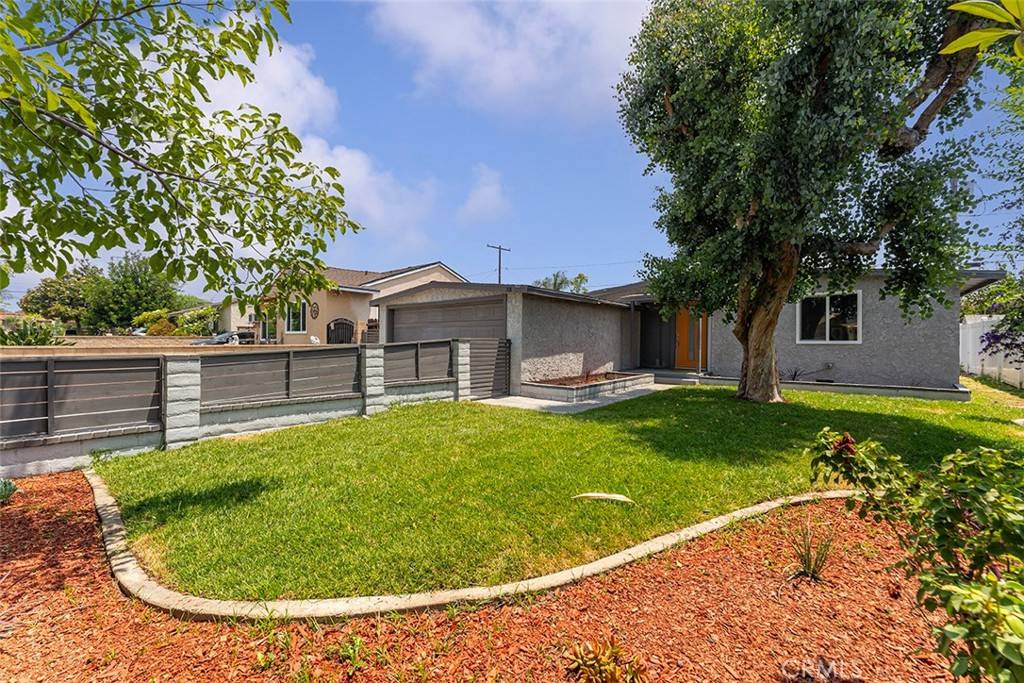 318 S Enid AVE, Azusa, CA 91702