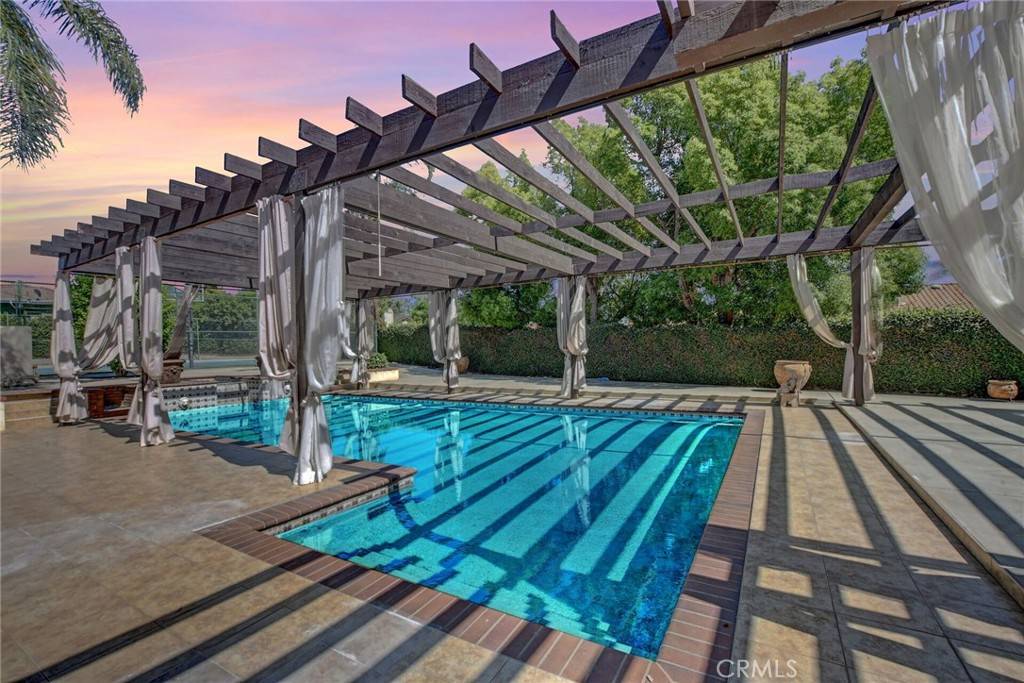 Claremont, CA 91711,462 Pomello DR
