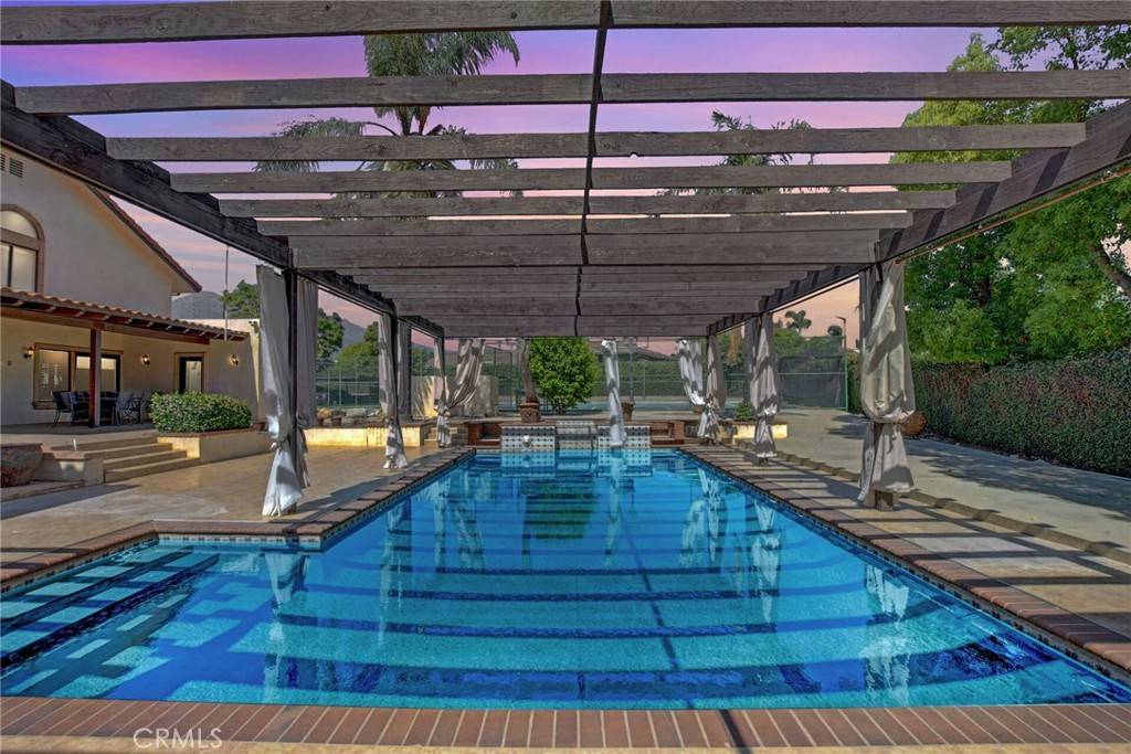 Claremont, CA 91711,462 Pomello DR