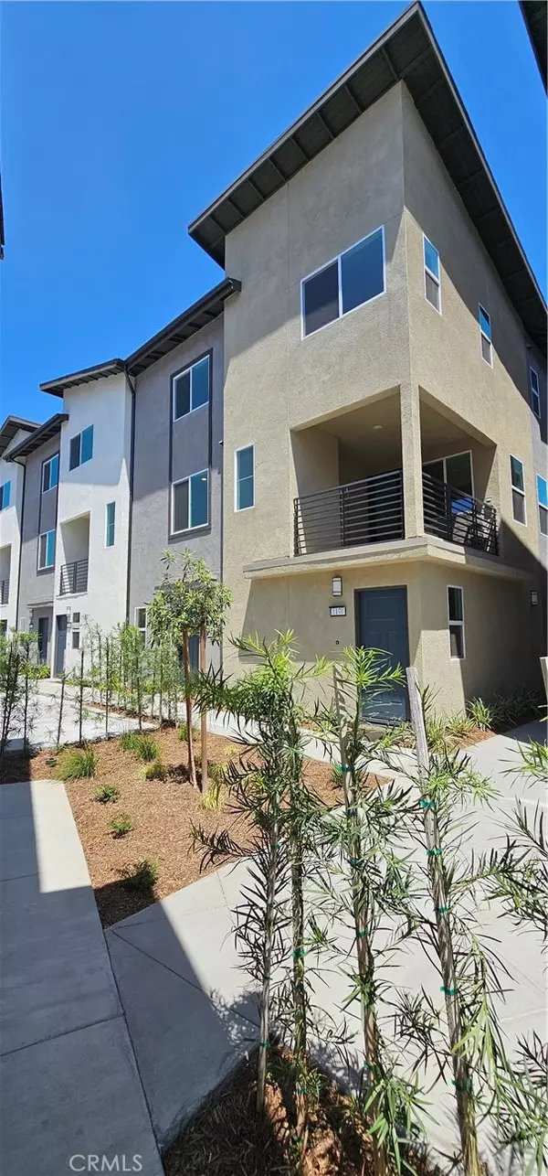Colton, CA 92324,1170 Santo Antonio DR