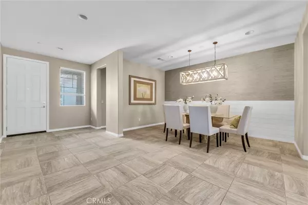 Jurupa Valley, CA 91752,11915 Berlyn Dove CT