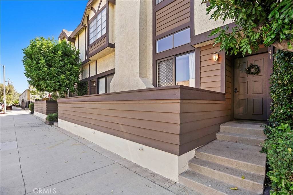 Reseda, CA 91335,19355 Sherman Way #41