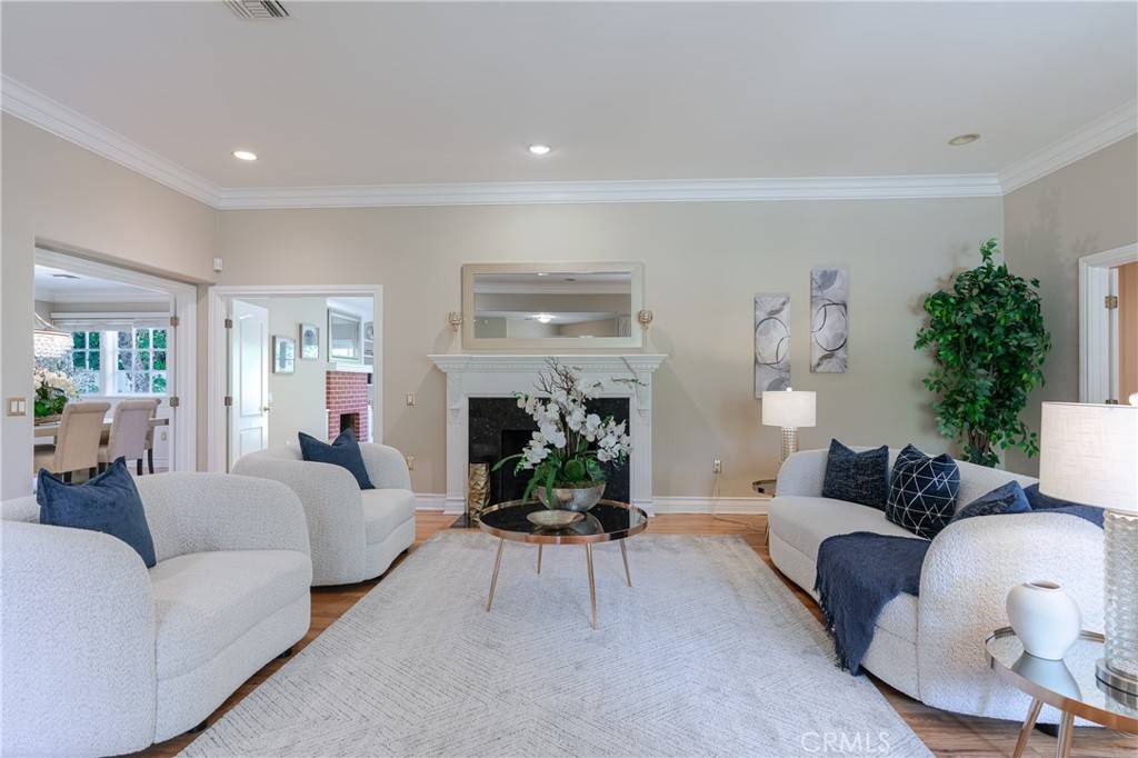 San Marino, CA 91108,1354 Bedford RD