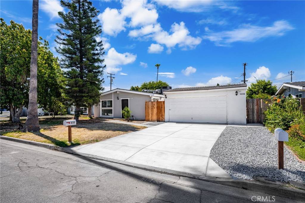 610 W Glen Lyn DR, Glendora, CA 91740