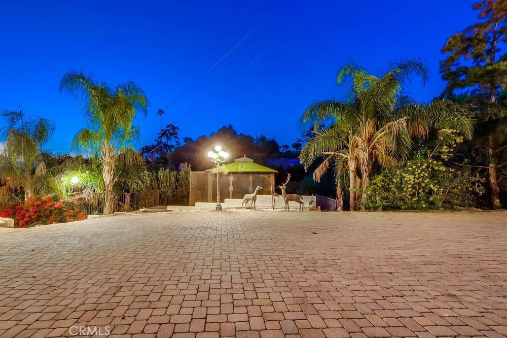 Covina, CA 91724,19974 E Limecrest DR