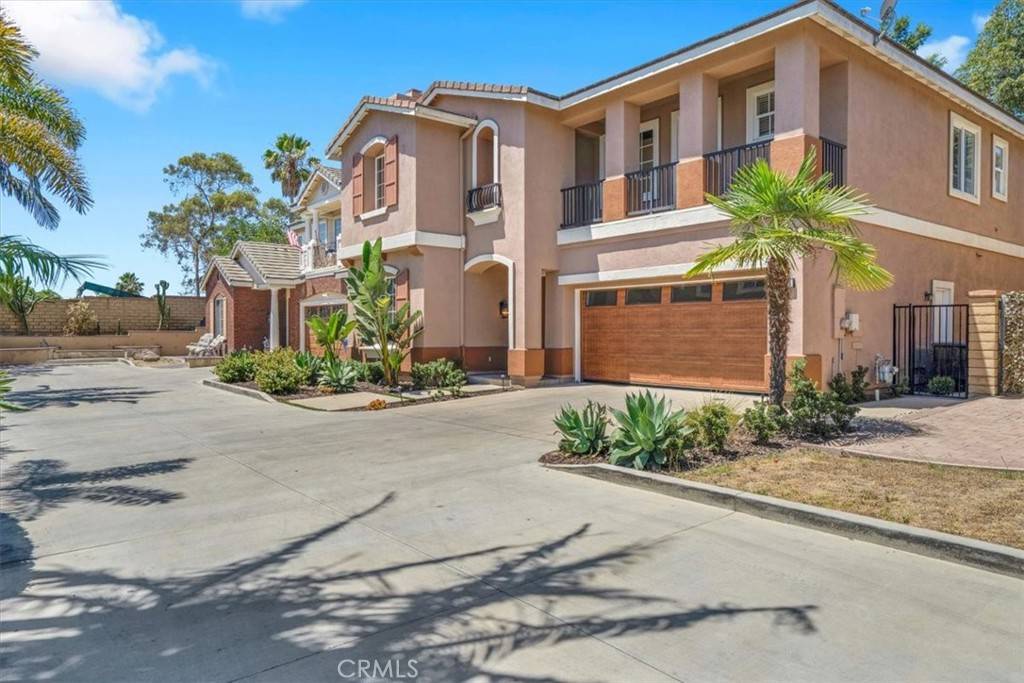 Signal Hill, CA 90755,2125 Ridgeview Terrace DR