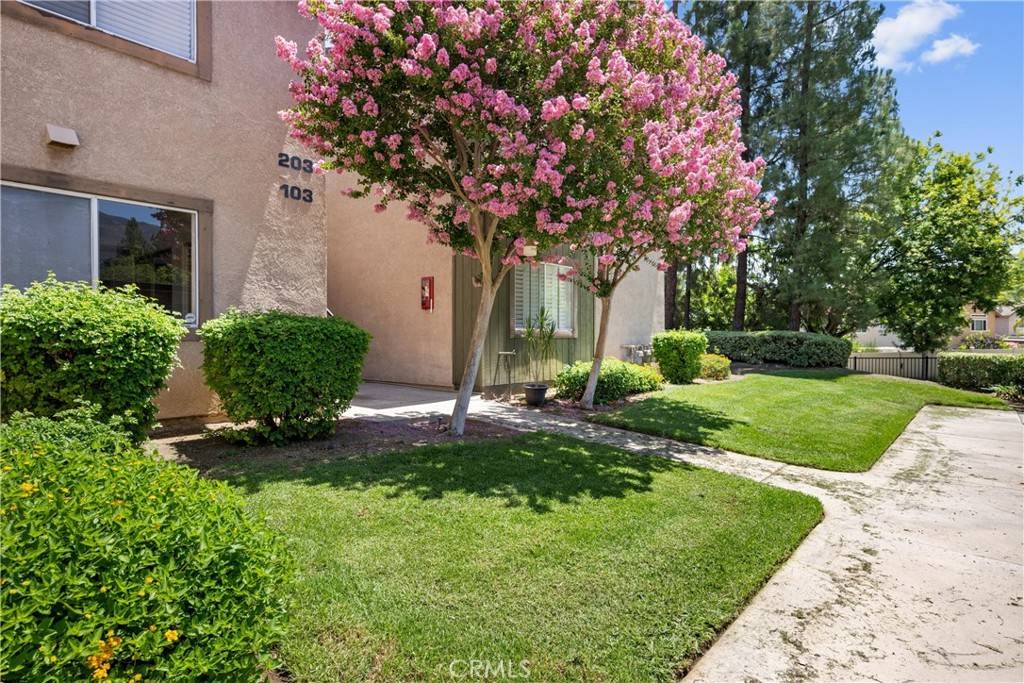 Corona, CA 92882,2548 Avenida Del Vista #103