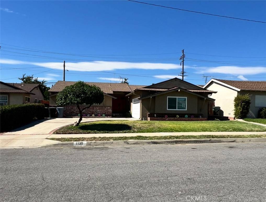 1135 W Coolfield DR, Covina, CA 91722
