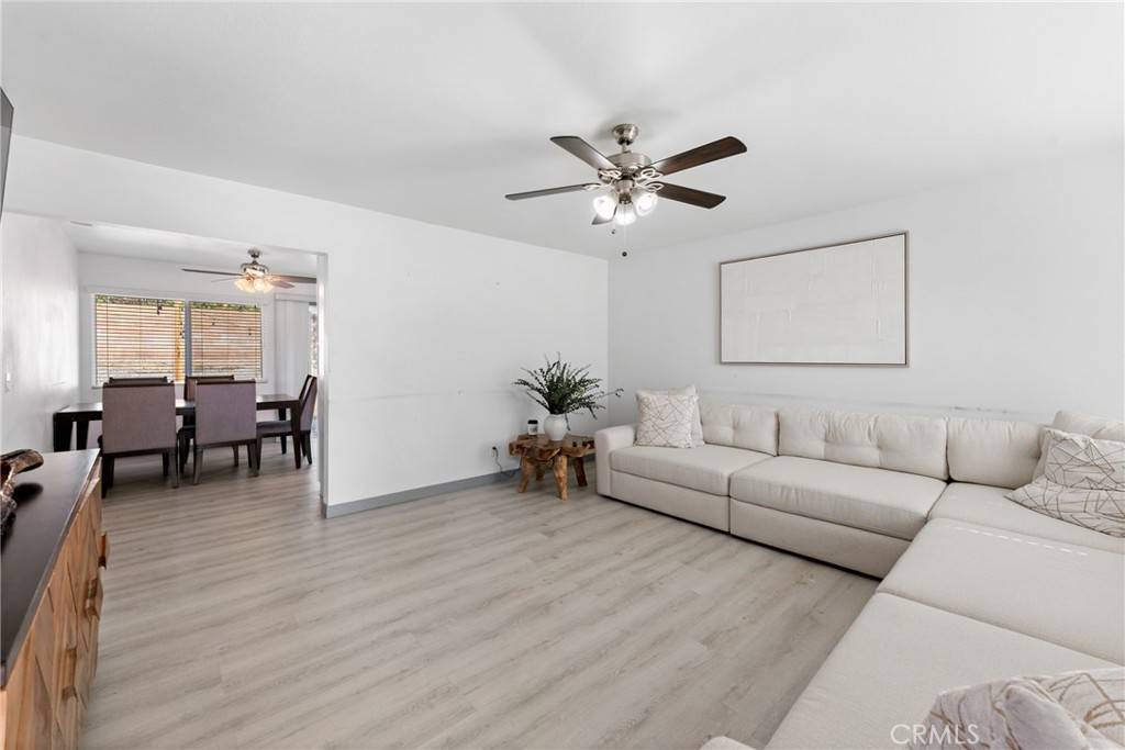 Hemet, CA 92543,910 Marlyce LN