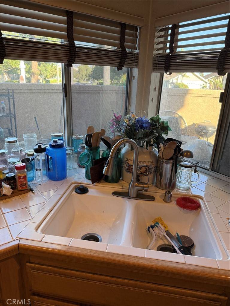 Ontario, CA 91761,2714 S Montego # E