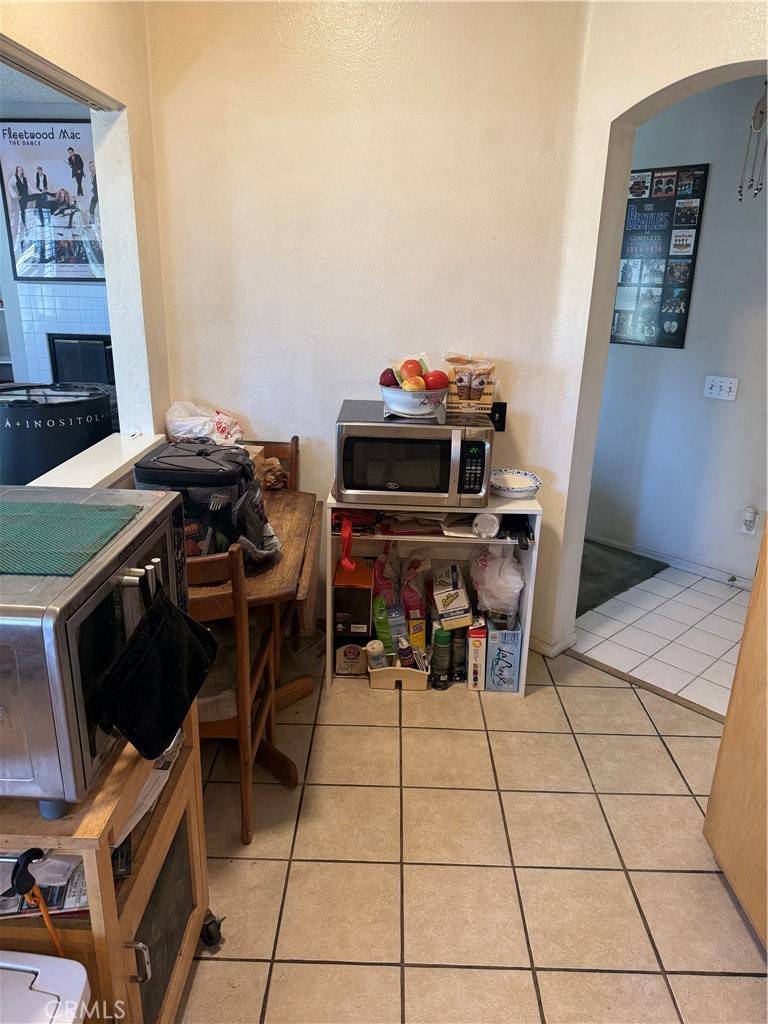 Ontario, CA 91761,2714 S Montego # E