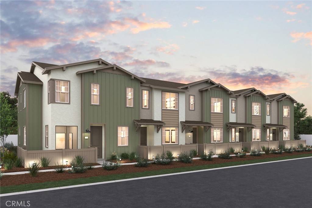 9792 Crossbay LOOP #2204, Jurupa Valley, CA 92509