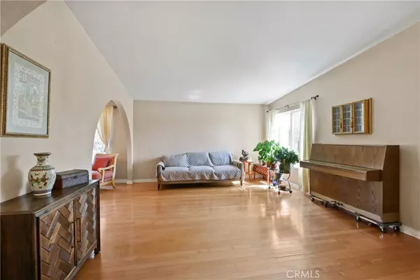Upland, CA 91786,1477 Winston CT