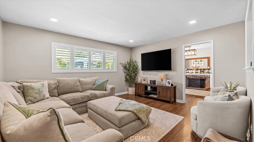 Upland, CA 91786,1052 Golden Rain ST