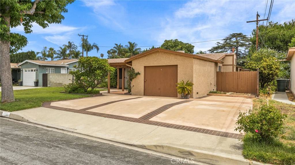 Covina, CA 91722,3902 N Morada AVE