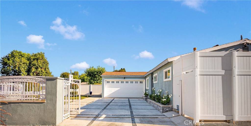 Reseda, CA 91335,8243 Burton PL