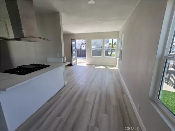 Los Angeles, CA 90018,3772 Ruthelen ST