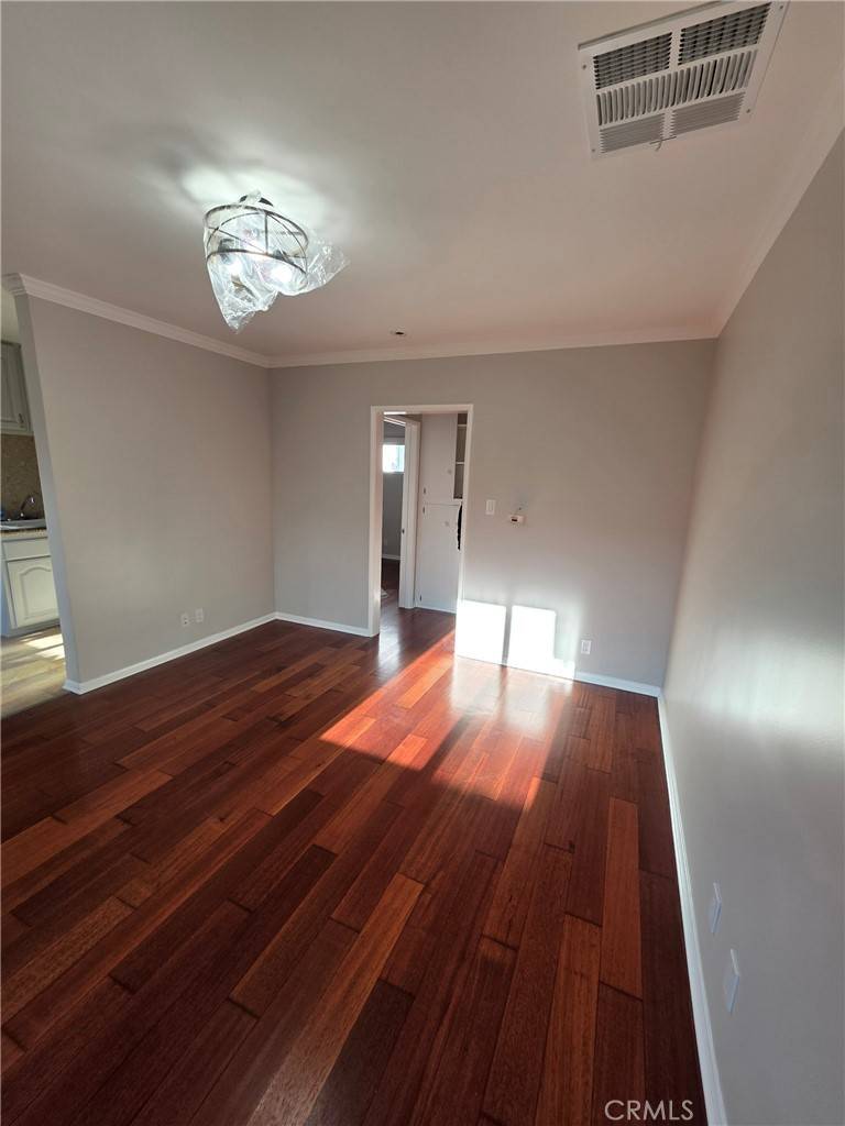 208 W 90th ST #2, Los Angeles, CA 90003