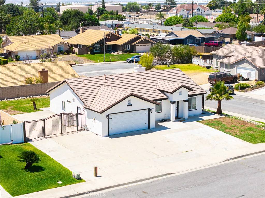 1421 Wildflower ST, Rialto, CA 92377