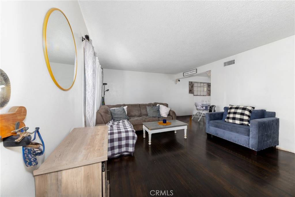 El Monte, CA 91732,5082 La Madera AVE