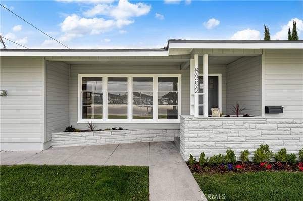 La Palma, CA 90623,8392 Walker ST