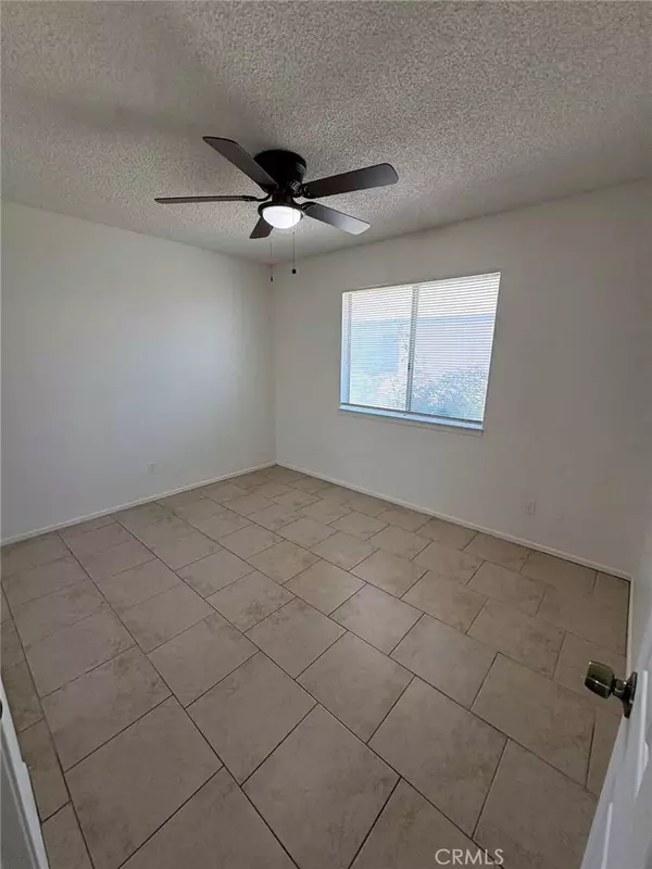Victorville, CA 92394,16140 Tawney Ridge LN #C