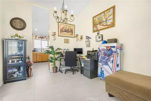 Adelanto, CA 92301,10348 Mendicino RD