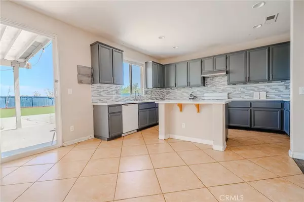 Victorville, CA 92392,11818 Forest Park LN
