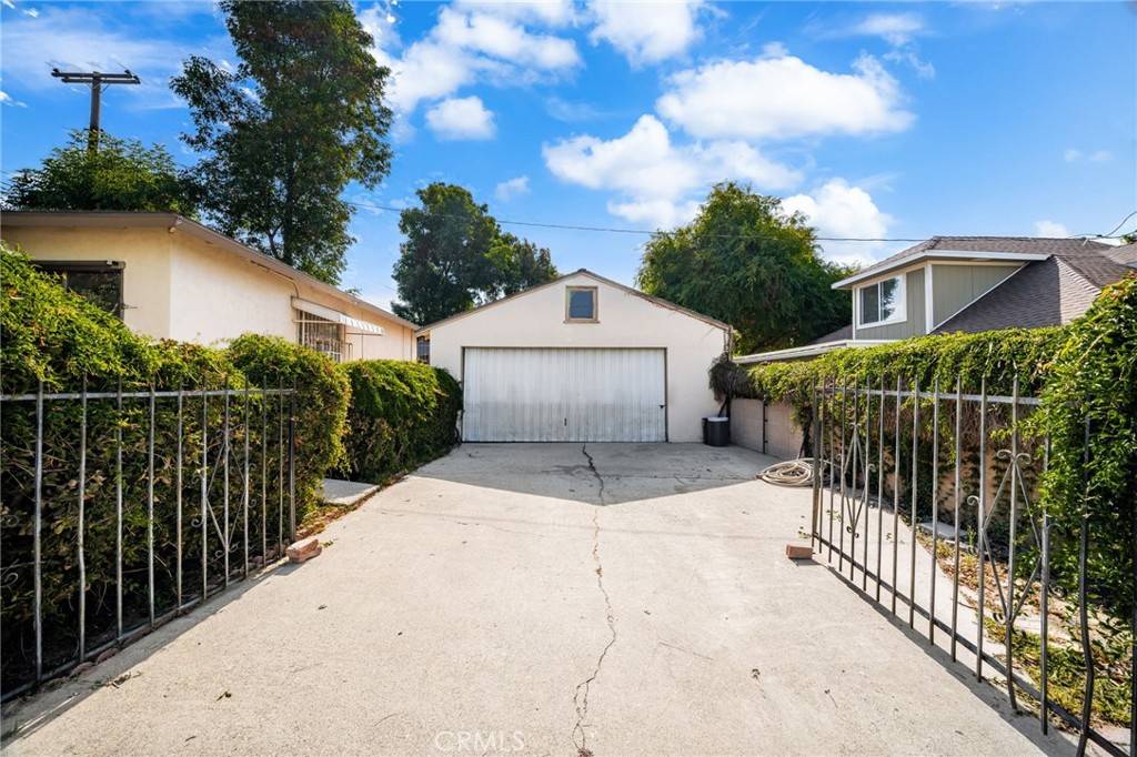 San Dimas, CA 91773,408 N Cataract AVE