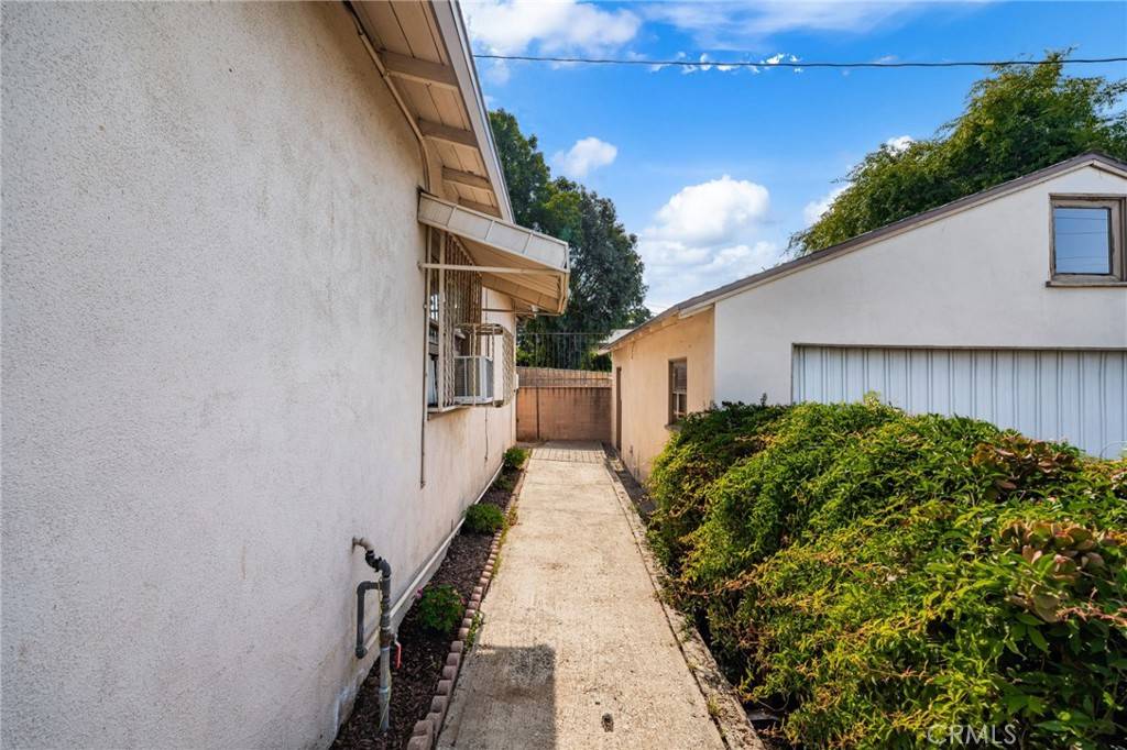 San Dimas, CA 91773,408 N Cataract AVE