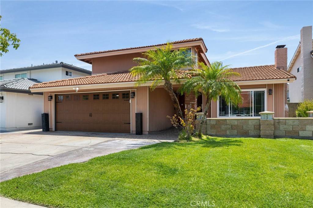La Palma, CA 90623,5052 Andrew DR