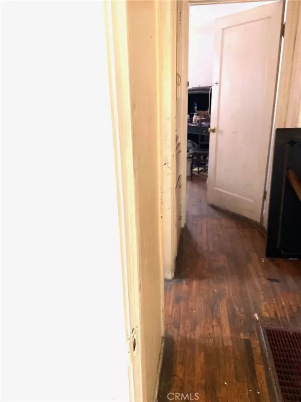 San Bernardino, CA 92405,3347 acacia