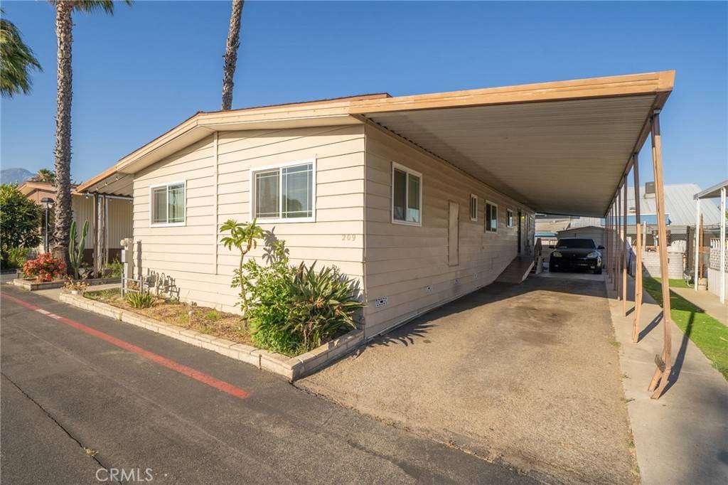 Ontario, CA 91764,1512 E 5th ST #209