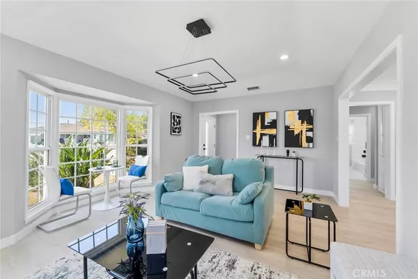Los Angeles, CA 90045,8460 Truxton AVE
