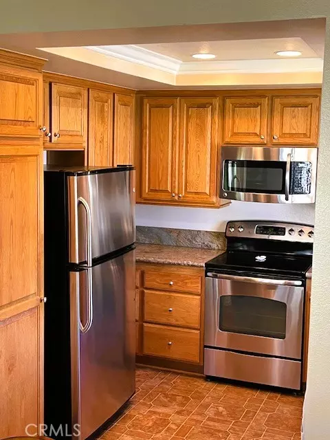 La Mirada, CA 90638,13212 La Jolla CIR #307B