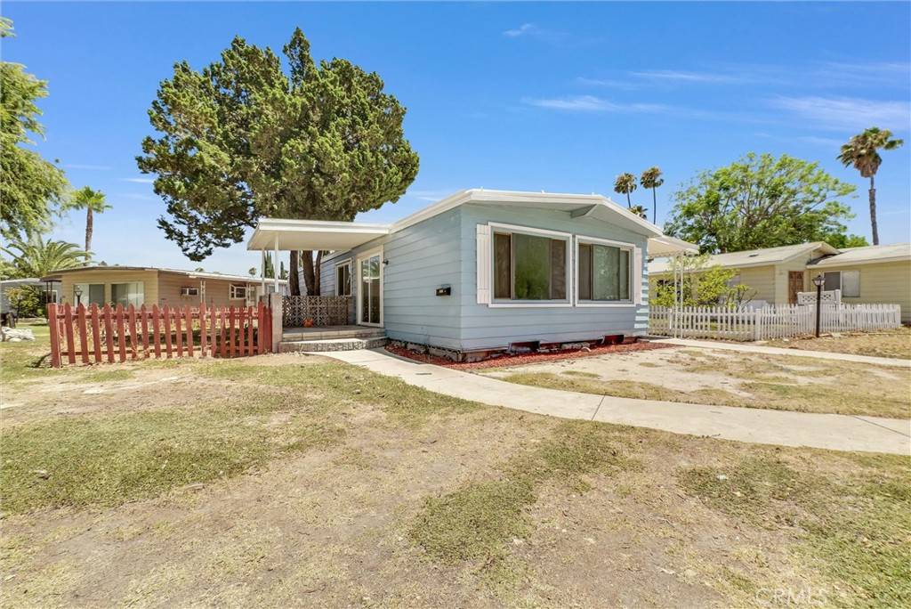 Eastvale, CA 91752,5800 Hamner AVE #259