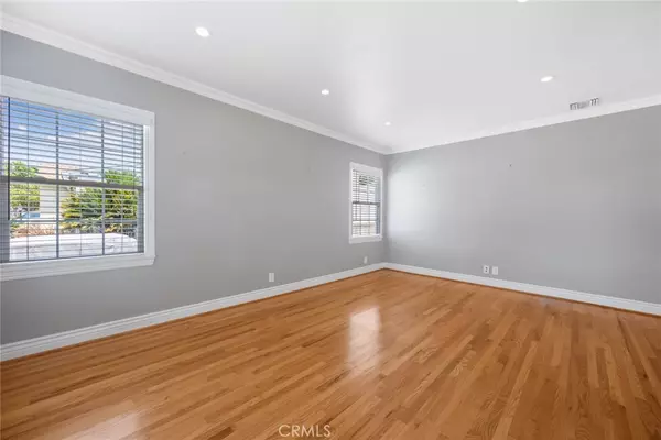 Whittier, CA 90606,10625 Rose DR