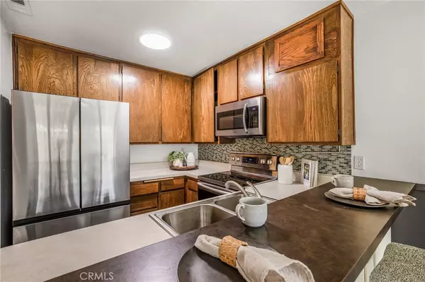 Upland, CA 91786,939 W Pine ST #44