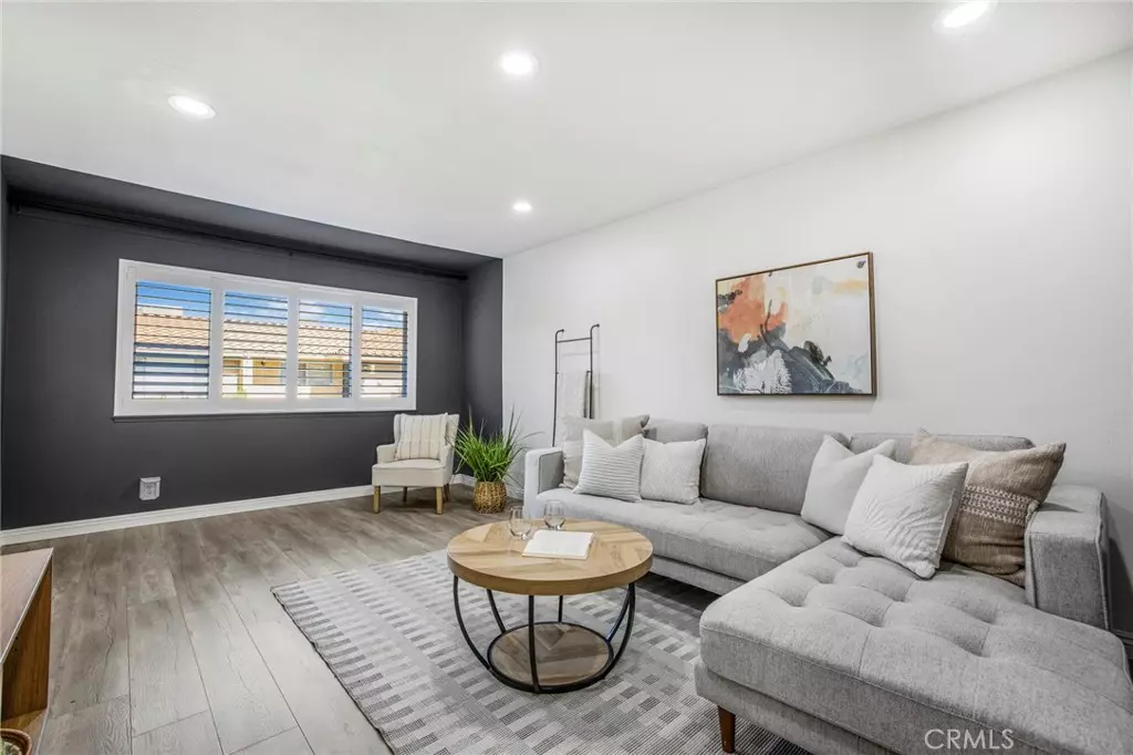 Upland, CA 91786,939 W Pine ST #44