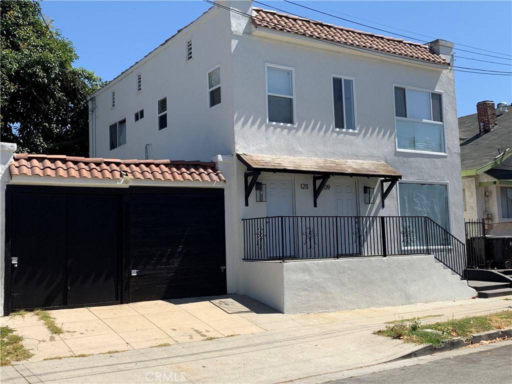 1209 W 40th PL W, Los Angeles, CA 90037