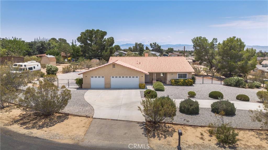Apple Valley, CA 92307,14639 Havasu LN