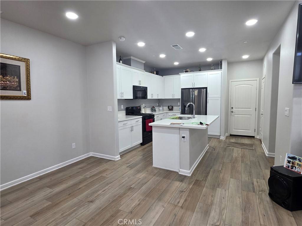 Rialto, CA 92376,440 N Glenwood AVE
