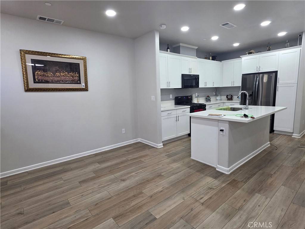 Rialto, CA 92376,440 N Glenwood AVE