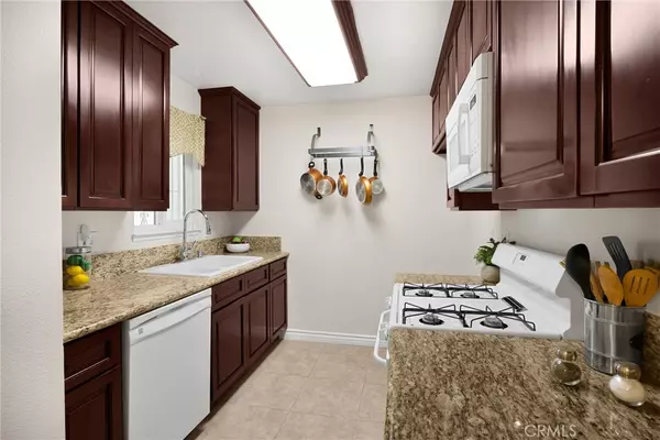 Rancho Cucamonga, CA 91701,8990 19th ST #426