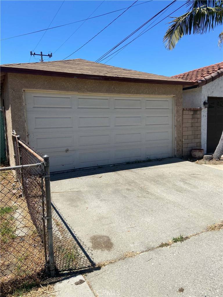 Pico Rivera, CA 90660,4203 Deland AVE