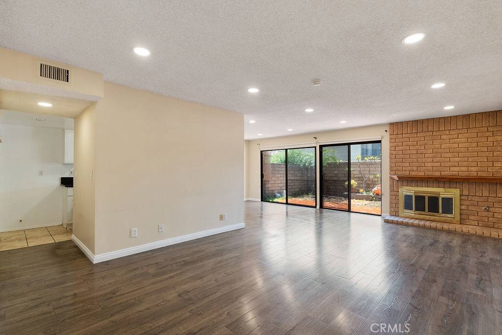1432 E Foothill BLVD, Glendora, CA 91741