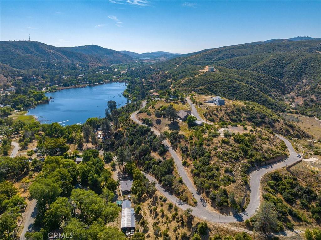 Lake Hughes, CA 93532,18155 Newview DR