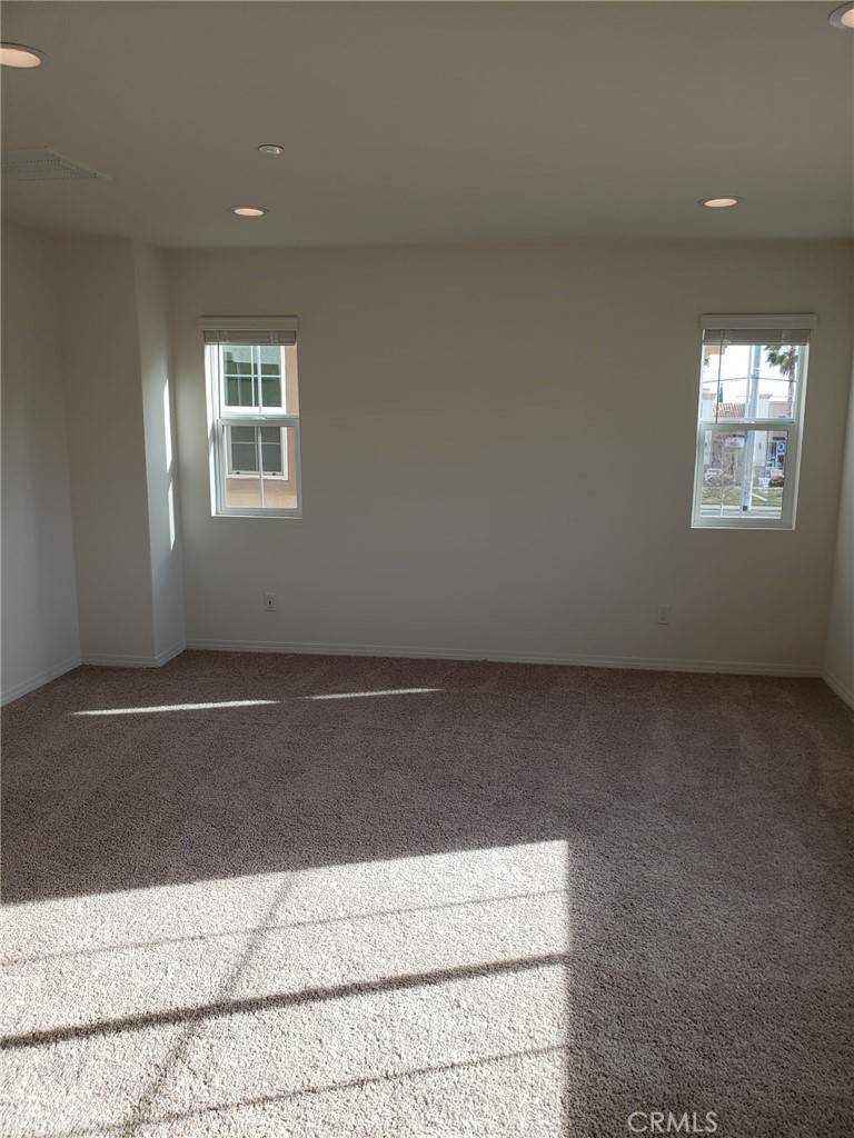 Fontana, CA 92336,7286 MEDLEY LANE
