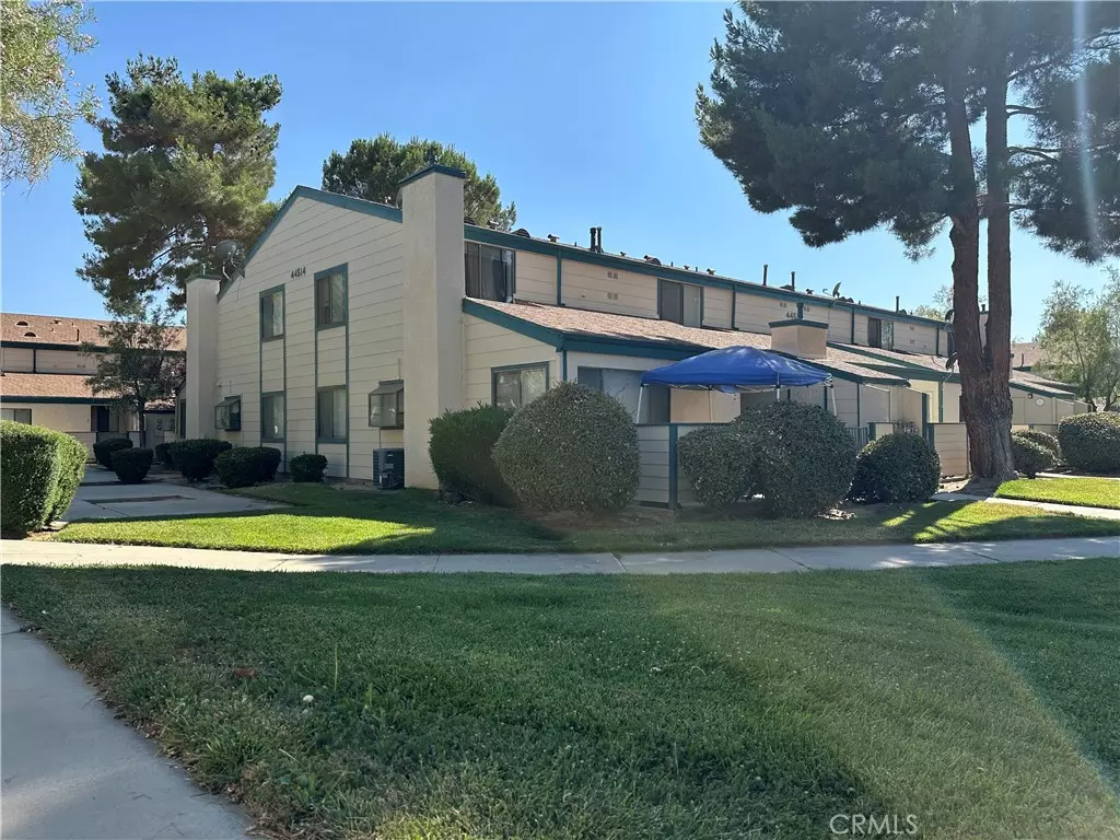 Lancaster, CA 93535,44514 15th ST E #2