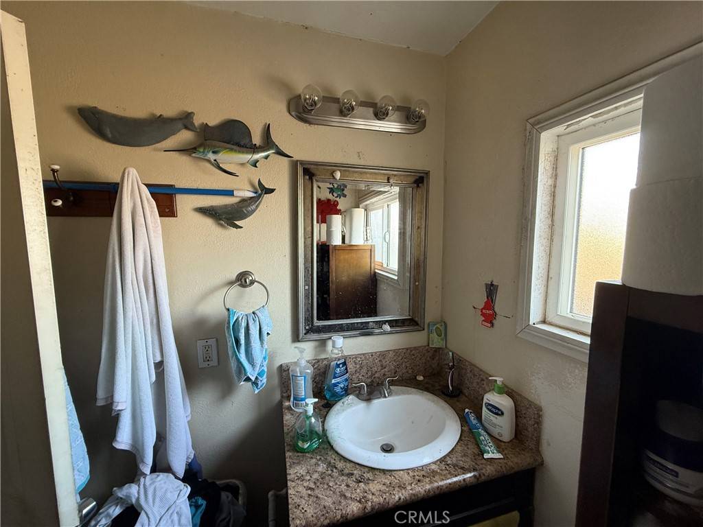 San Bernardino, CA 92410,25508 Paloma RD